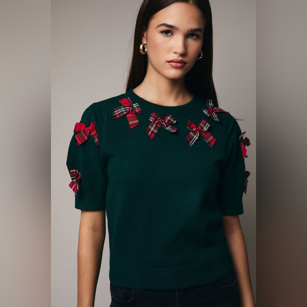 Green Sweater with Red Plaid Bows